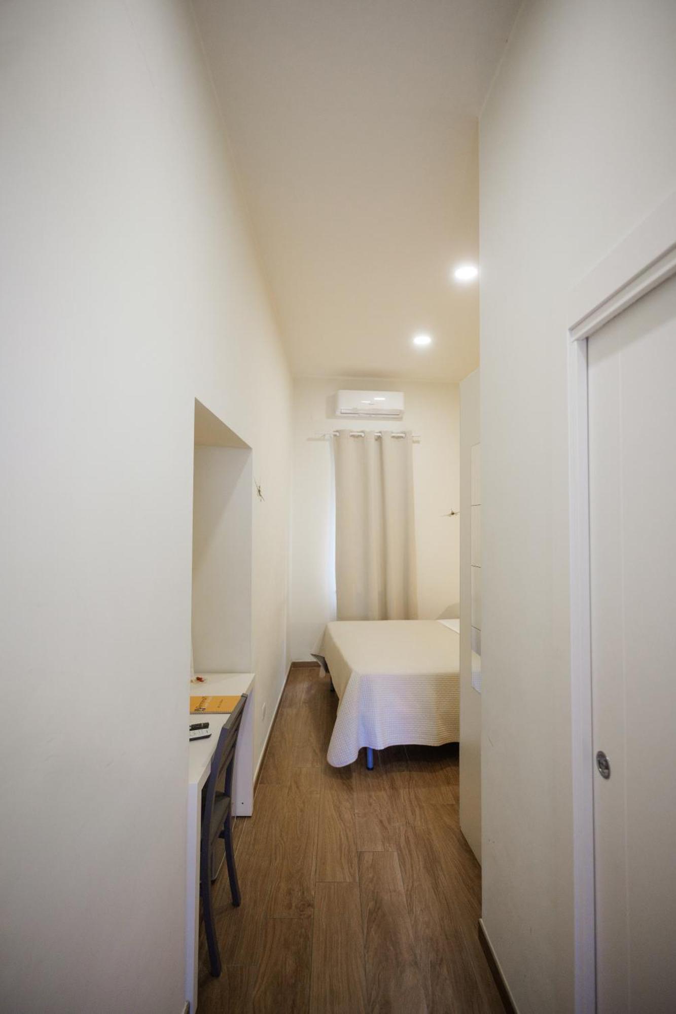Terminal 1 Guest House Naples Exterior photo